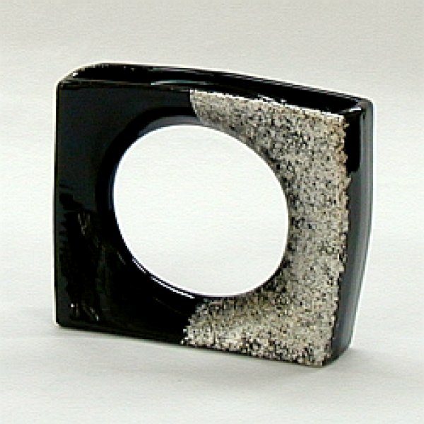 画像1: ミニ変形花器 黒色 (1)