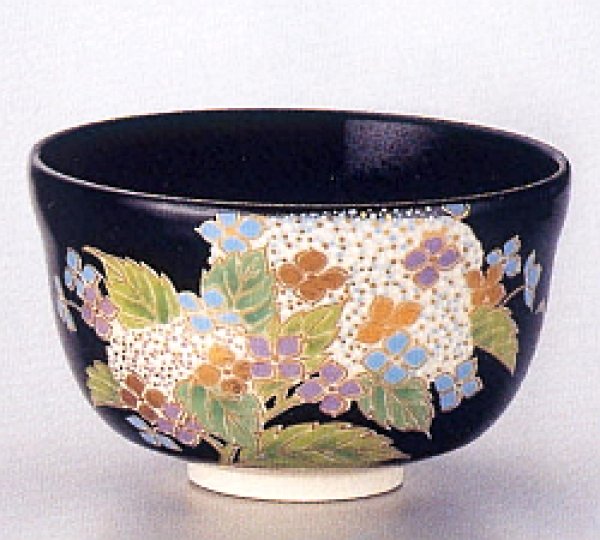 画像1: 茶碗 黒仁清 紫陽花 (1)